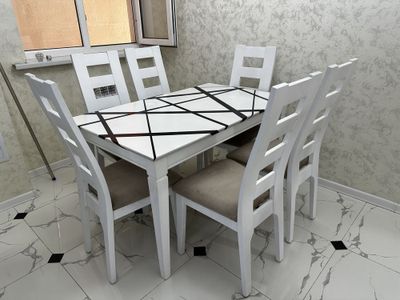 Стол и стуля для кухни