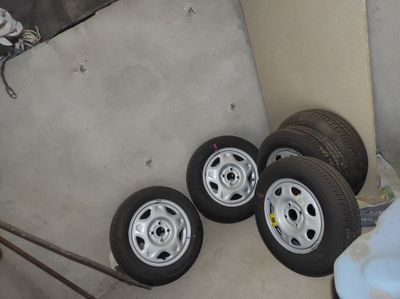Spark R14 Kumho Hankook