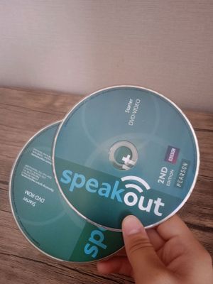 диски книги speakout