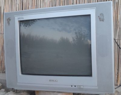 Телевизор сатылады!!!