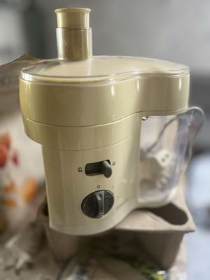 Соковыжималка Kenwood продается