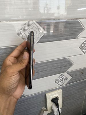 Iphone 11 pro sotiladi
