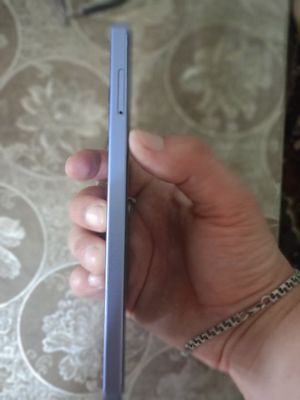 Срочно продается redmi not 13 pro 8+8/256