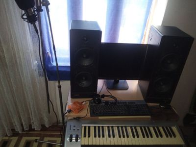 Ovoz yozish musiqa yozish studiosi sotiladi. narxi 15 million sum