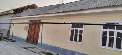 Ховли Уй-жой сотилади