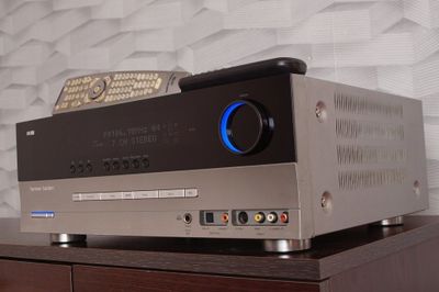 Harman kardon очен мошни усилитель 7.1