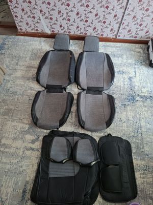 авто чехлы оригинал для Tracker 2