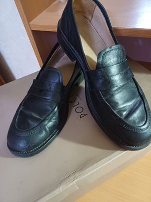 Лоферы кожаные черные