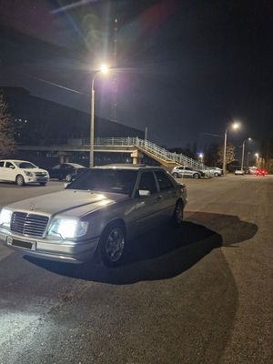 Mercedes Benz W124 сотилади Komplektatsiya: Full Kraska: bor Rangi: S
