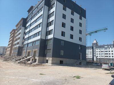 Коробка квартика сотилади