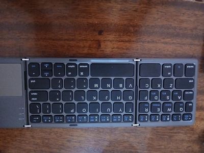 Buklanadigan simsiz klaviatura va sensorli panel (B033)