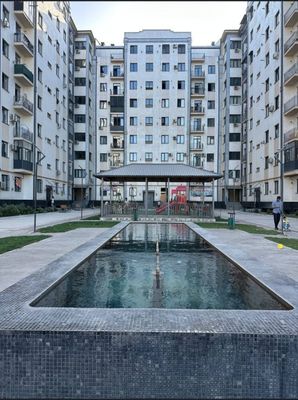 Знаю квартиру долгосрочно. Новостройки. Ориентир станция метро Олмос