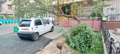 1 qavat 3 xona sotiladi