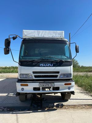 Isuzu 10 tonaligi