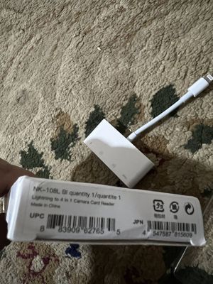 Iphone adapter sotiladi