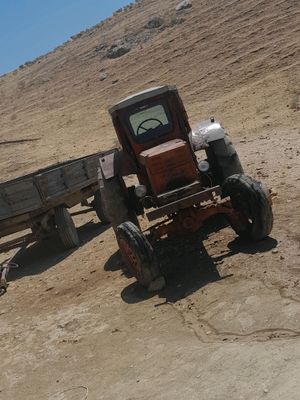 Traktor T40