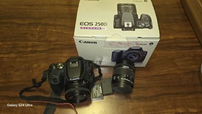 Canon250d Eos 18-55/ + 50mm kit