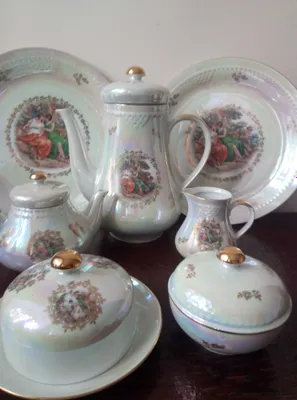 чайный сервиз Мадонна на 12 персон 70х годов 20 века (ГДР)