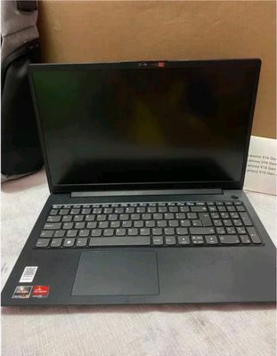 Lenovo V15