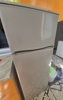 Продаётся холодильник Snaige. Срочно