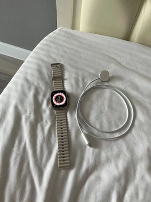 Apple Watch Ultra 49mm Titanium