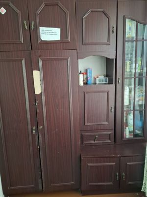 Mebel sotiladi b/u