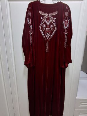 abaya 4 5 Marta kiyilgan