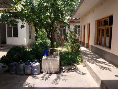 Uchastka sotiladi