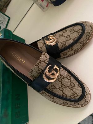 Gucci tufli qulay 38 razmer qora qulay