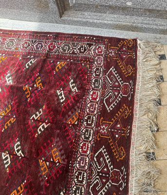 Gilam qolda qilingan