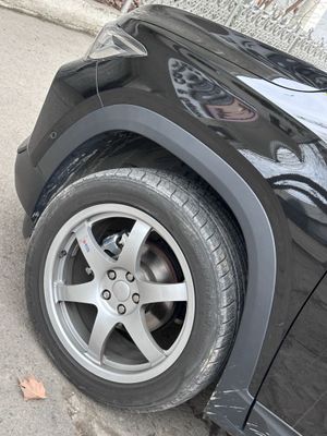 Продам диски r 18 slik original с резиной пробег 1500км