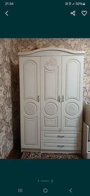 Детская мебель. Шкаф и кровать