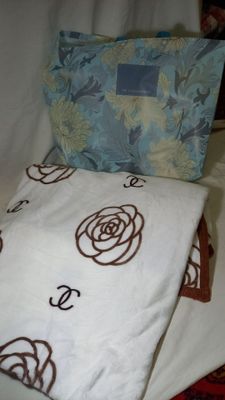 Одеяло мягкое Chanel