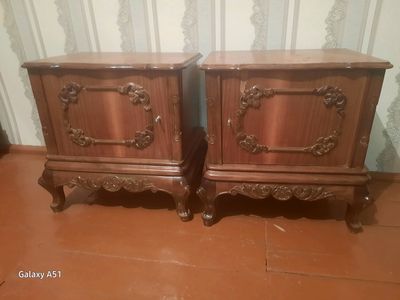 Продаются пара прикроватной тумбы произв. румынии