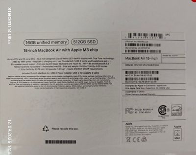 Проадается MacBook Air 15