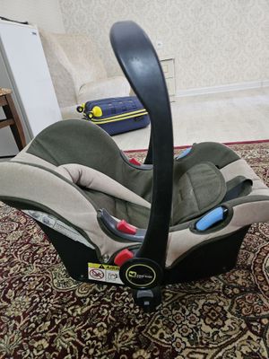 Продаётся авто люлька с рождения до 6месяцев