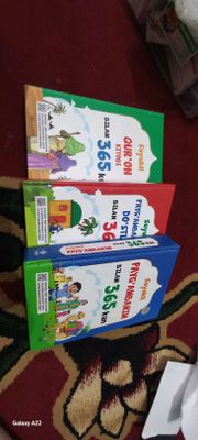 Paygambarimiz bilan 365kun kitob nabori.