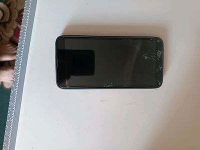 telefon sotilad 100.000sõm