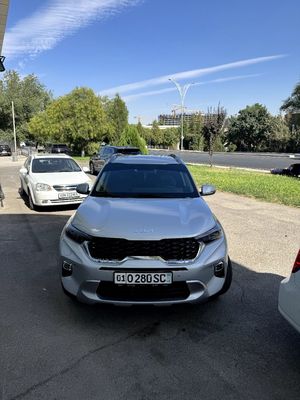 KIA SONET 3 позиция