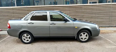 Машина Lada Priora 2170