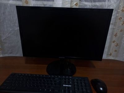 Samsung kompyuter ofisnoy