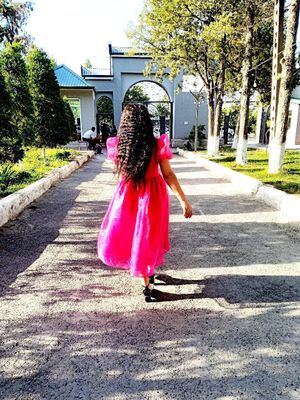Pink zolushka koʻylak nalichida bor 350