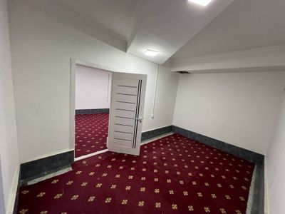 Аренда под офис 1 минут от метро Шахристан 30м2