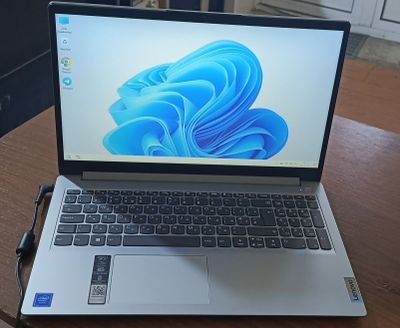 Lenova idea pad 3 slim