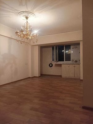 Продам квартиру ул.Мирабад, гост. Россия, 1-комнатную , 62.000 у.е.