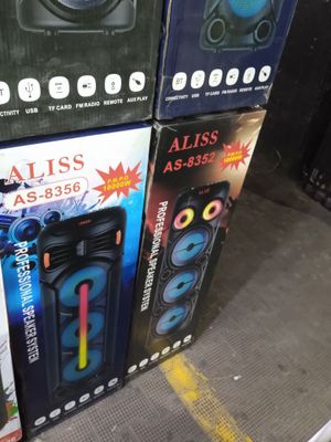 Model. Aliss8352