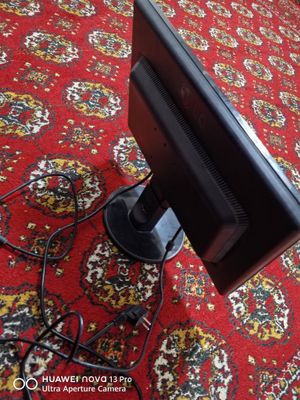 LG flatron monitor 19 lik