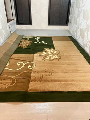 Продаётся ковёр вхорошом состояние