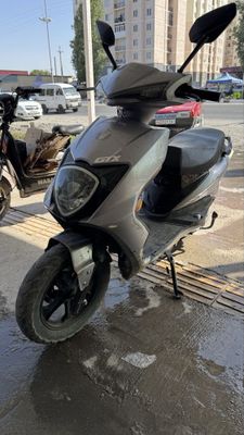 Skuter sotiladi Скутер продаётся