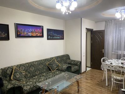 Сдаю свою 2х комнатную квартиру в ценре города
